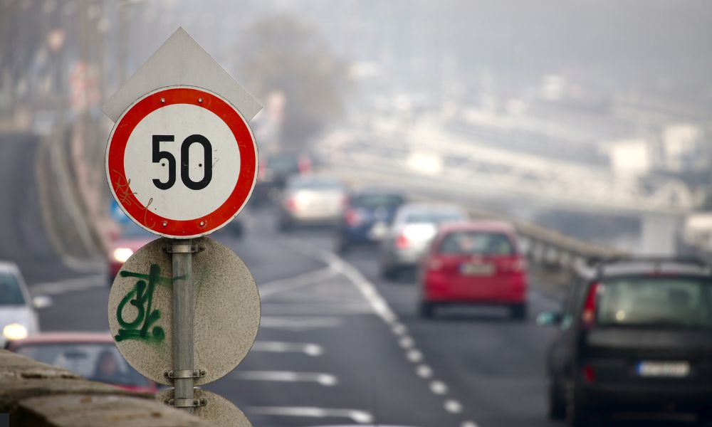 La importancia de respetar los límites de horas de conducción y descanso